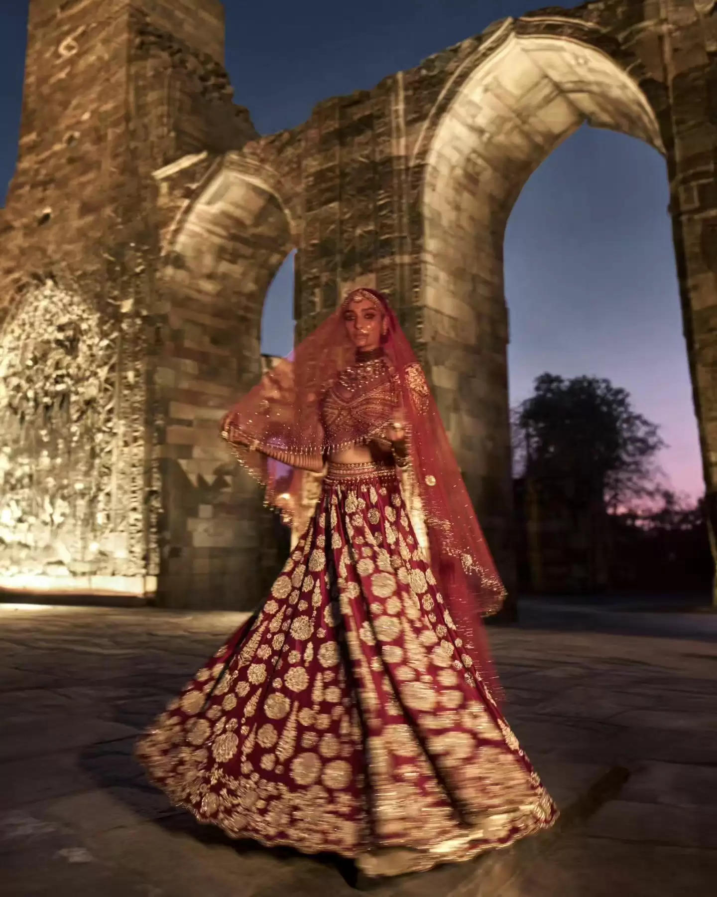 Prime Designers With Pink Bridal Lehengas & The place To Purchase Them From!