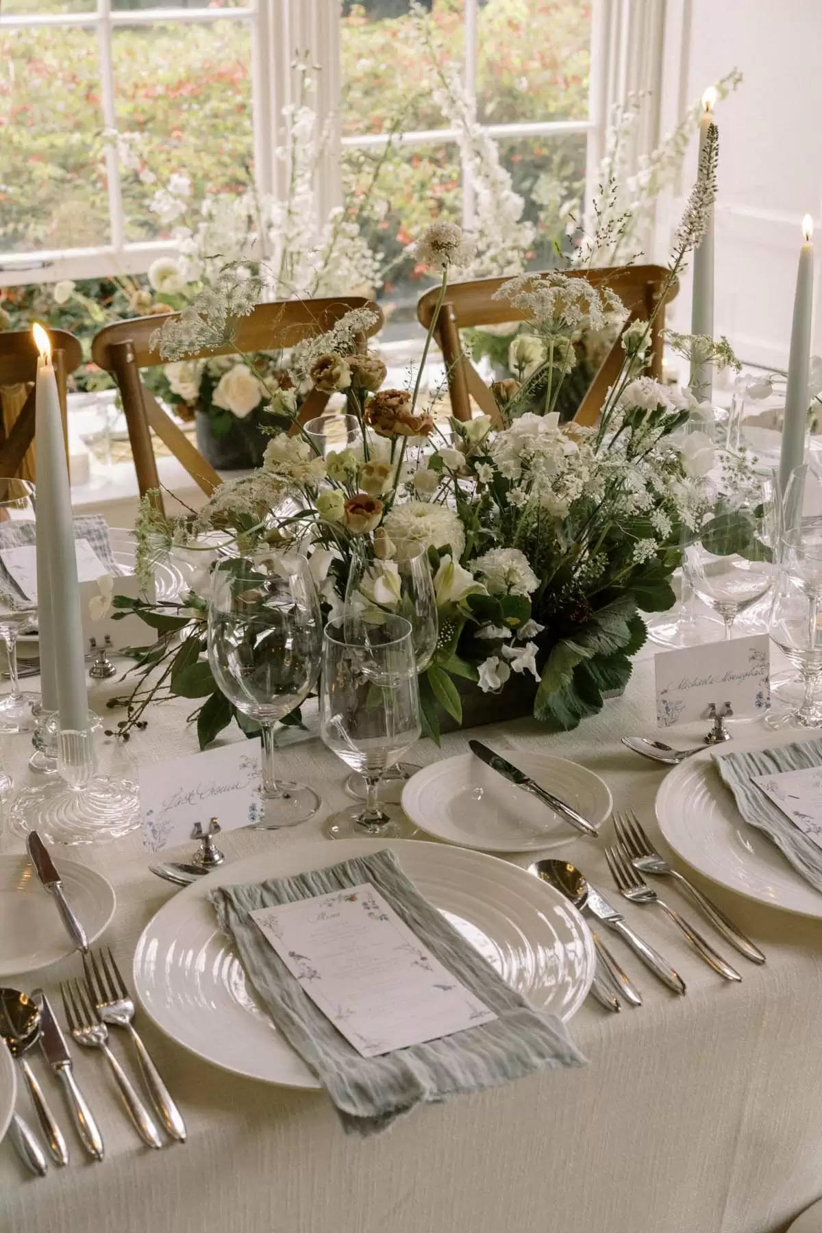 Eire Marriage ceremony at Luttrellstown Fortress