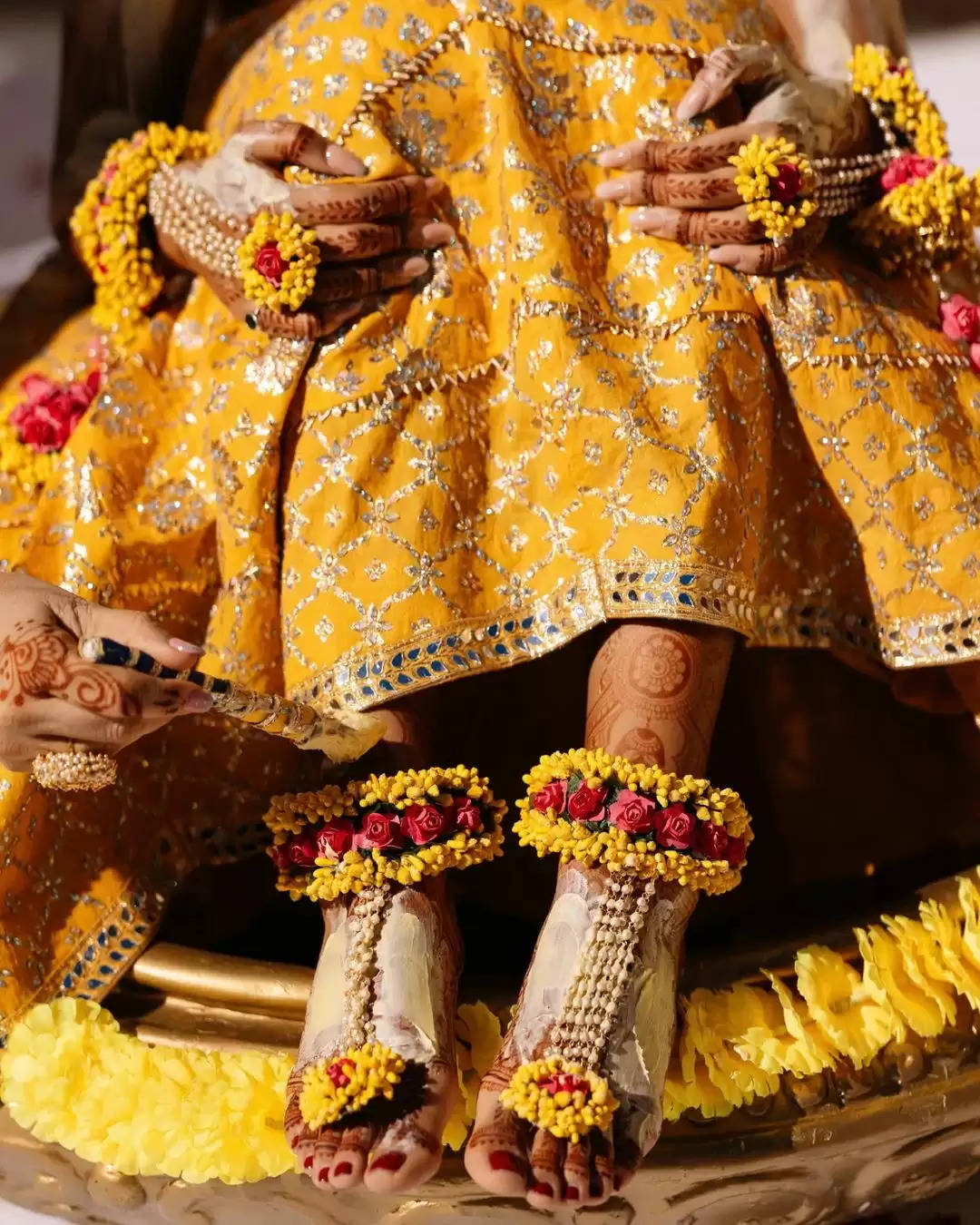High 5 Haldi and Mehndi Jewelry Shops For Brides