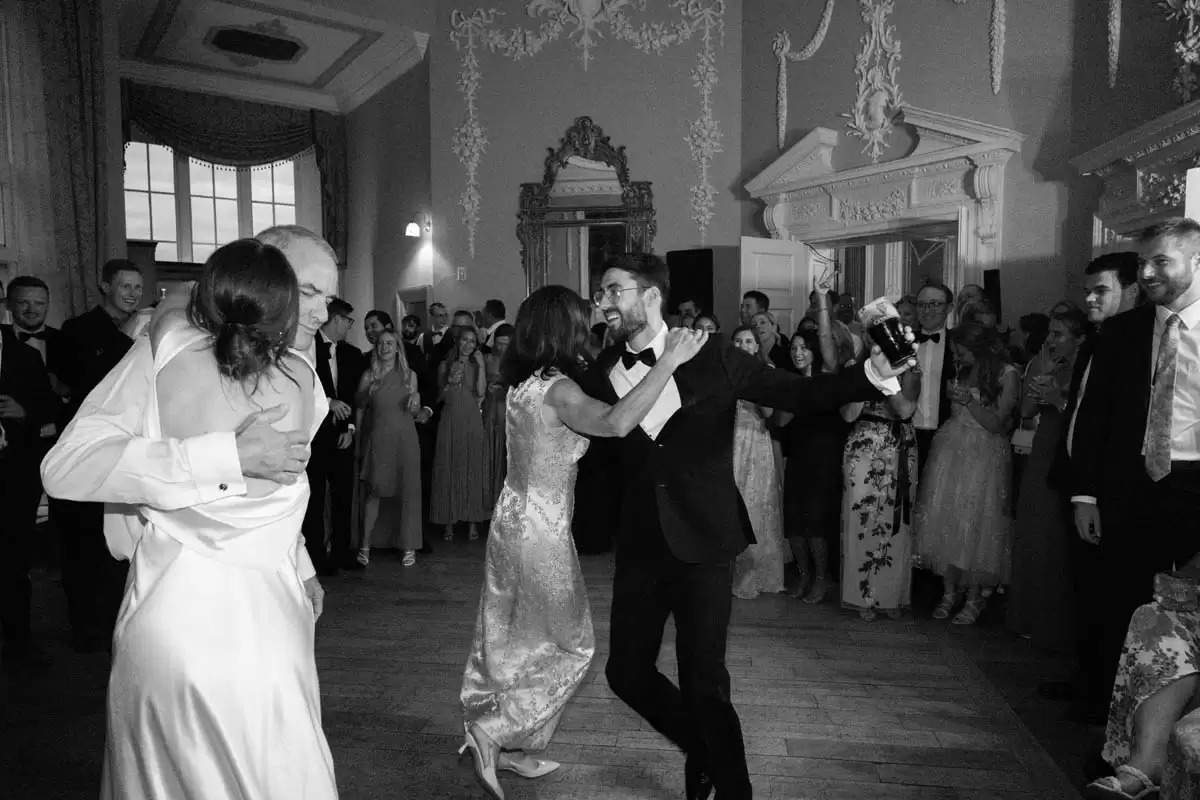 Eire Marriage ceremony at Luttrellstown Fortress