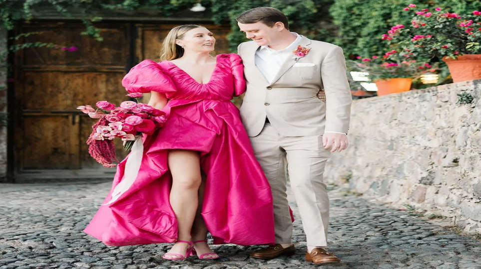 The Bride Wore Pink + the Visitors Wore White for This Placing Vacation spot Wedding ceremony in San Miguel de Allende