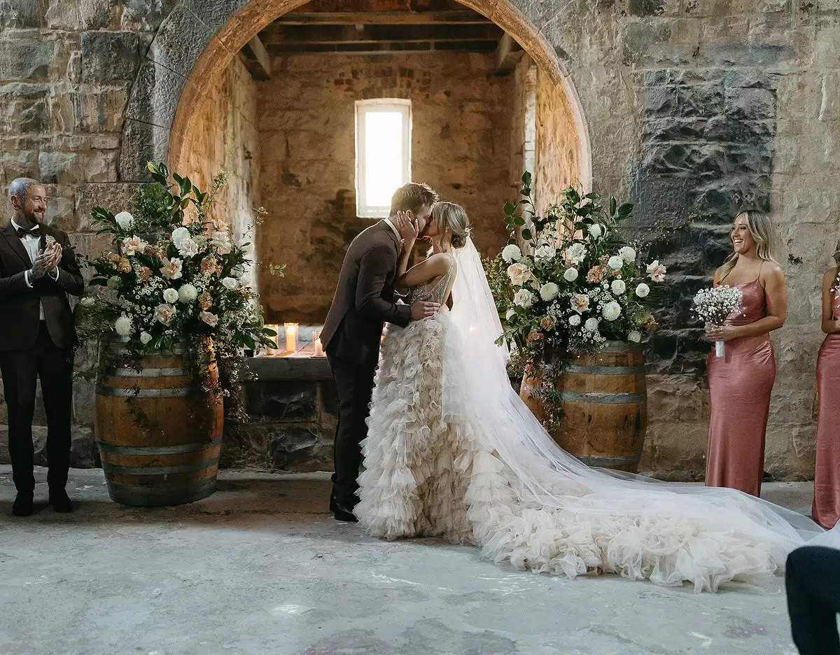 Steph Claire Smith's Brother Weds In Nation Stylish Marriage ceremony, ⋆ Ruffled