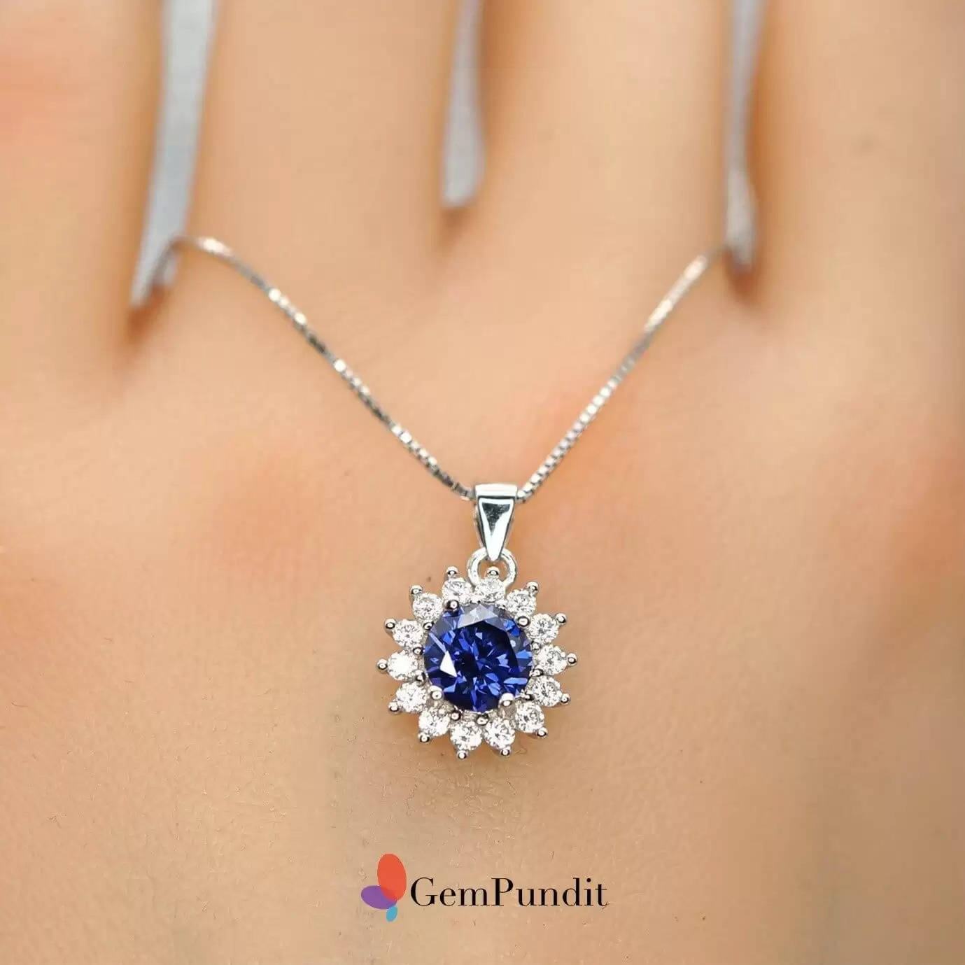 How To Model Your Blue Sapphire Jewellery For Each Event