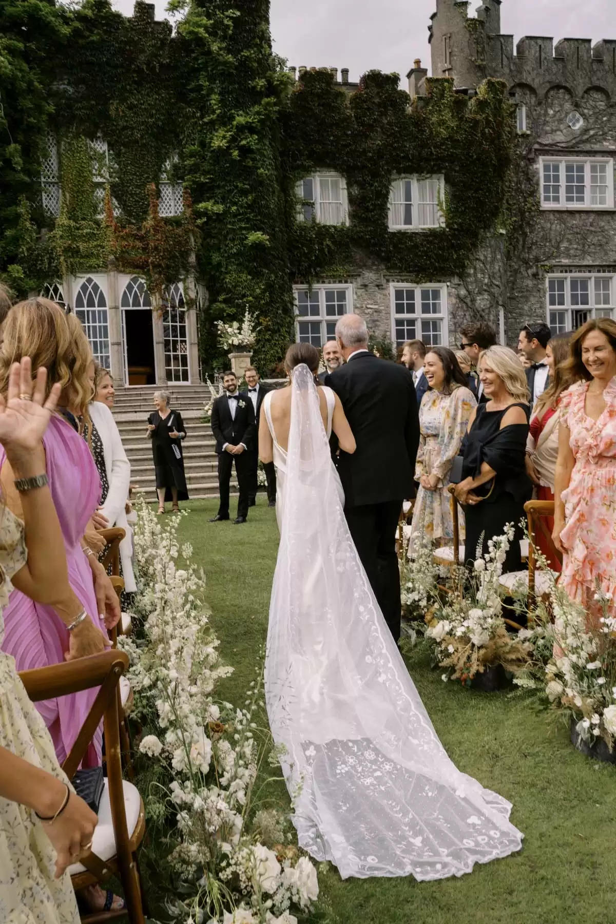 Eire Marriage ceremony at Luttrellstown Fortress