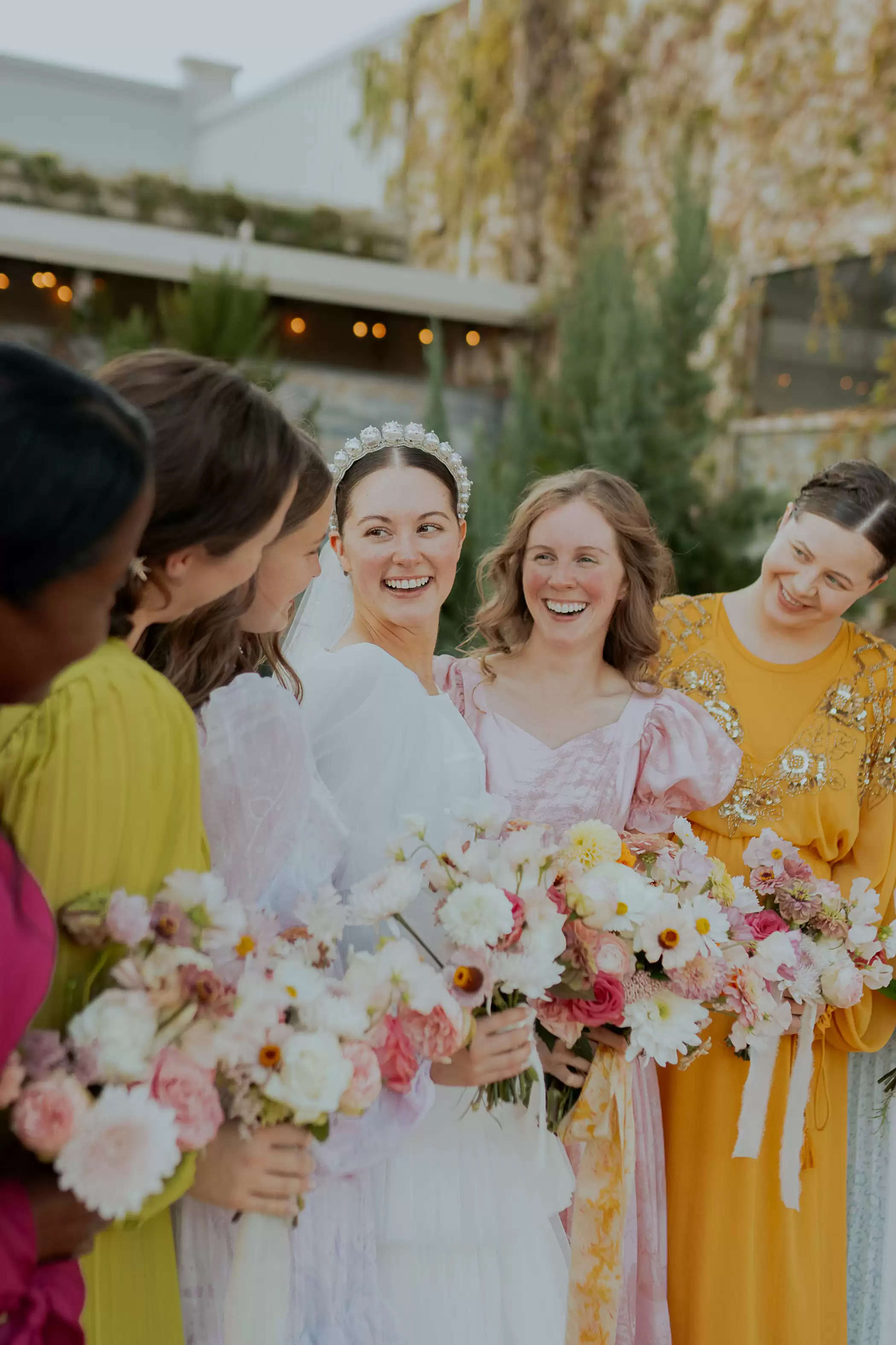 This Trendy Texas Wedding ceremony Was a Enjoyable + Colourful DIY Dream