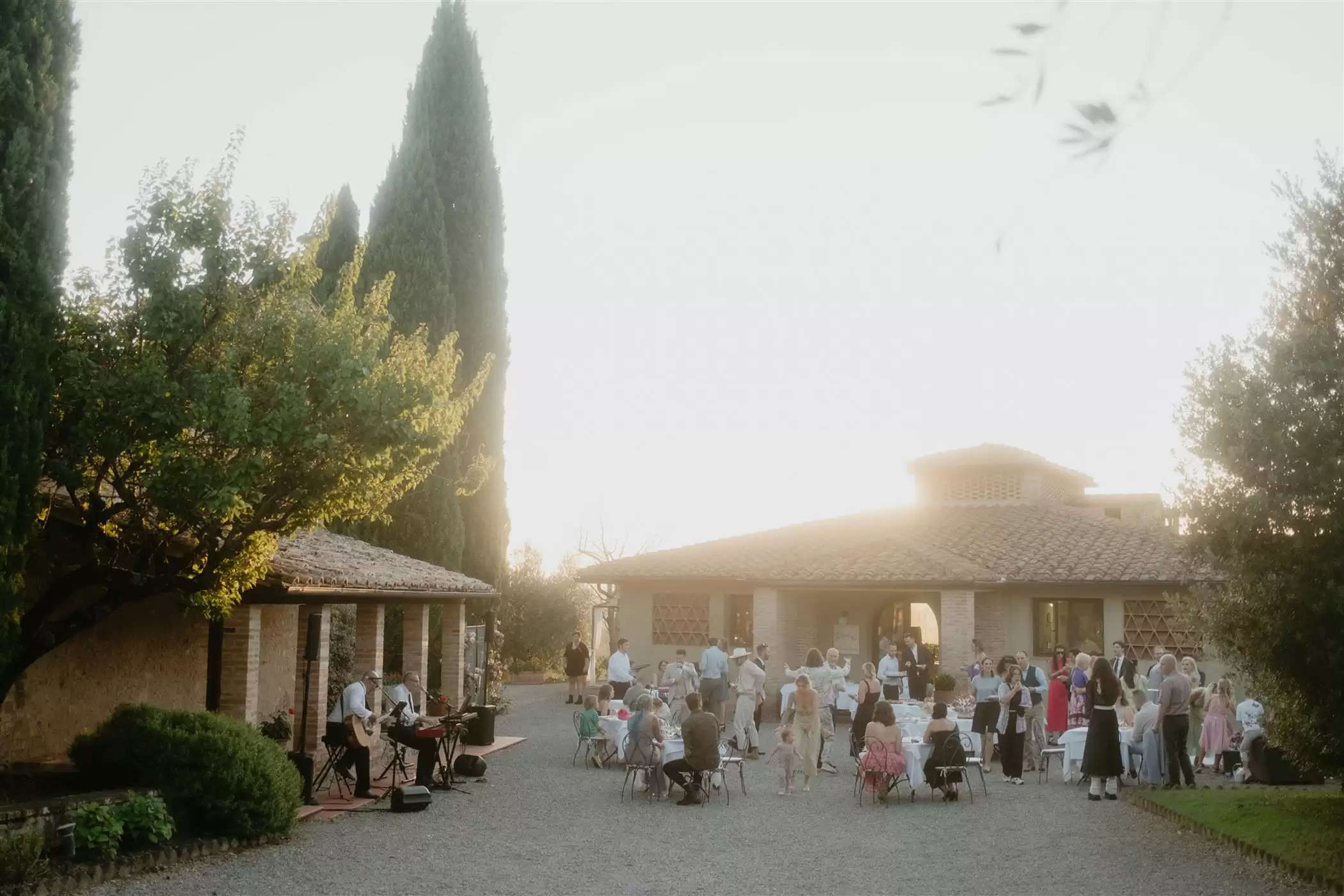 This Tuscan Winery Marriage ceremony Was a Magical Celebration of Love