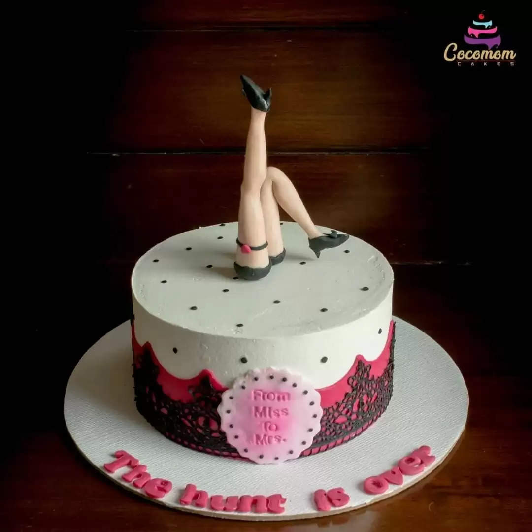 Enjoyable Bachelorette Social gathering Cake Concepts