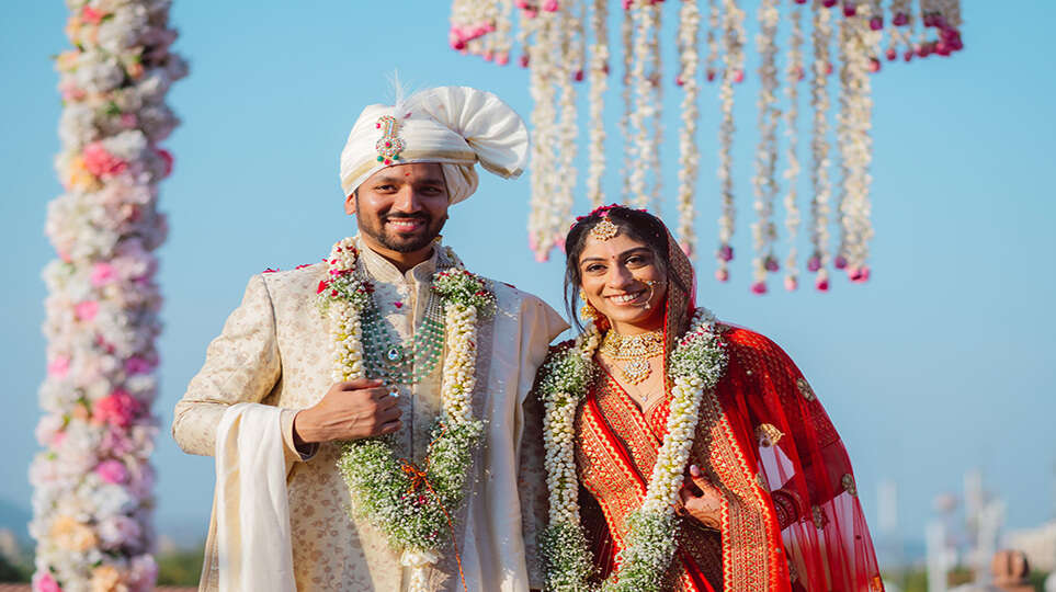 Impressed by native Rajasthani artwork and the bride’s Keralite heritage