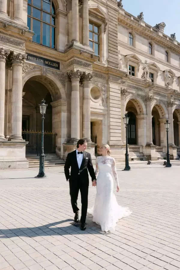 Fashionable Late Summer time Wedding ceremony in Paris