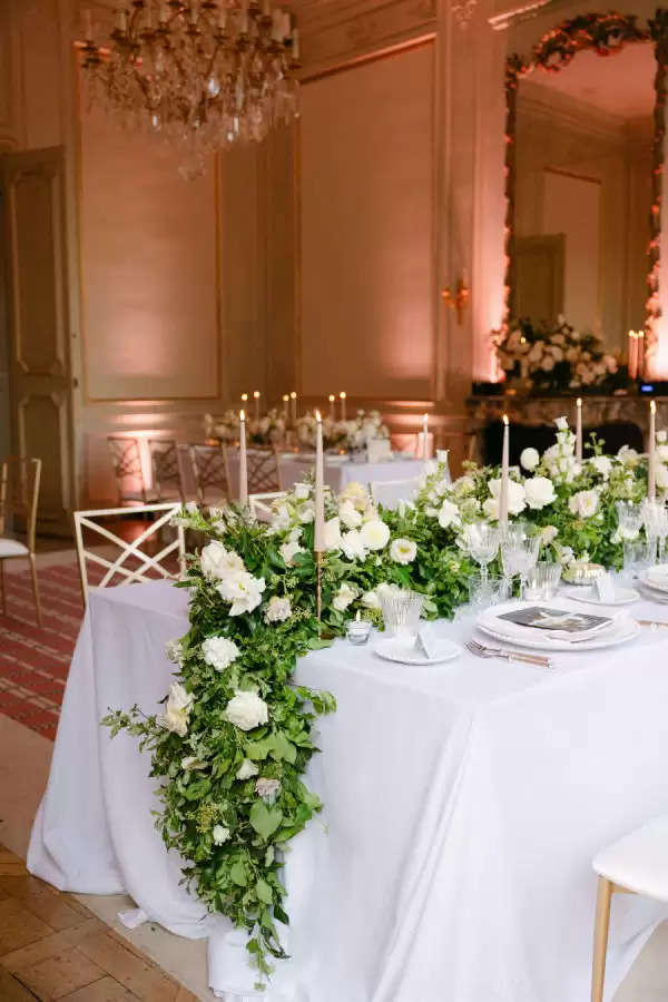 Fashionable Late Summer time Wedding ceremony in Paris