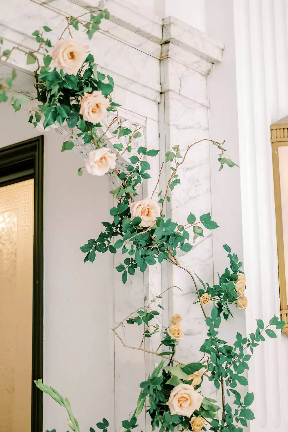 Artwork Nouveau Elopement At A Historic Financial institution Wedding ceremony Venue ⋆ Ruffled