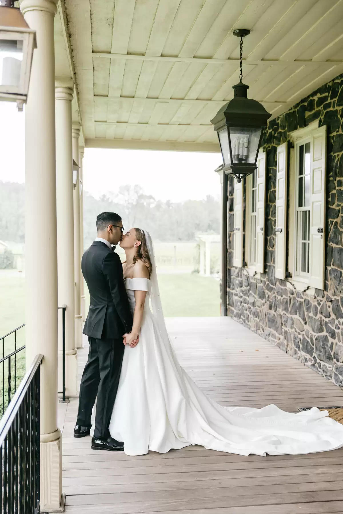 The Dreamiest Spring Wet Day Marriage ceremony on the Inn at Grace Vineyard ⋆ Ruffled