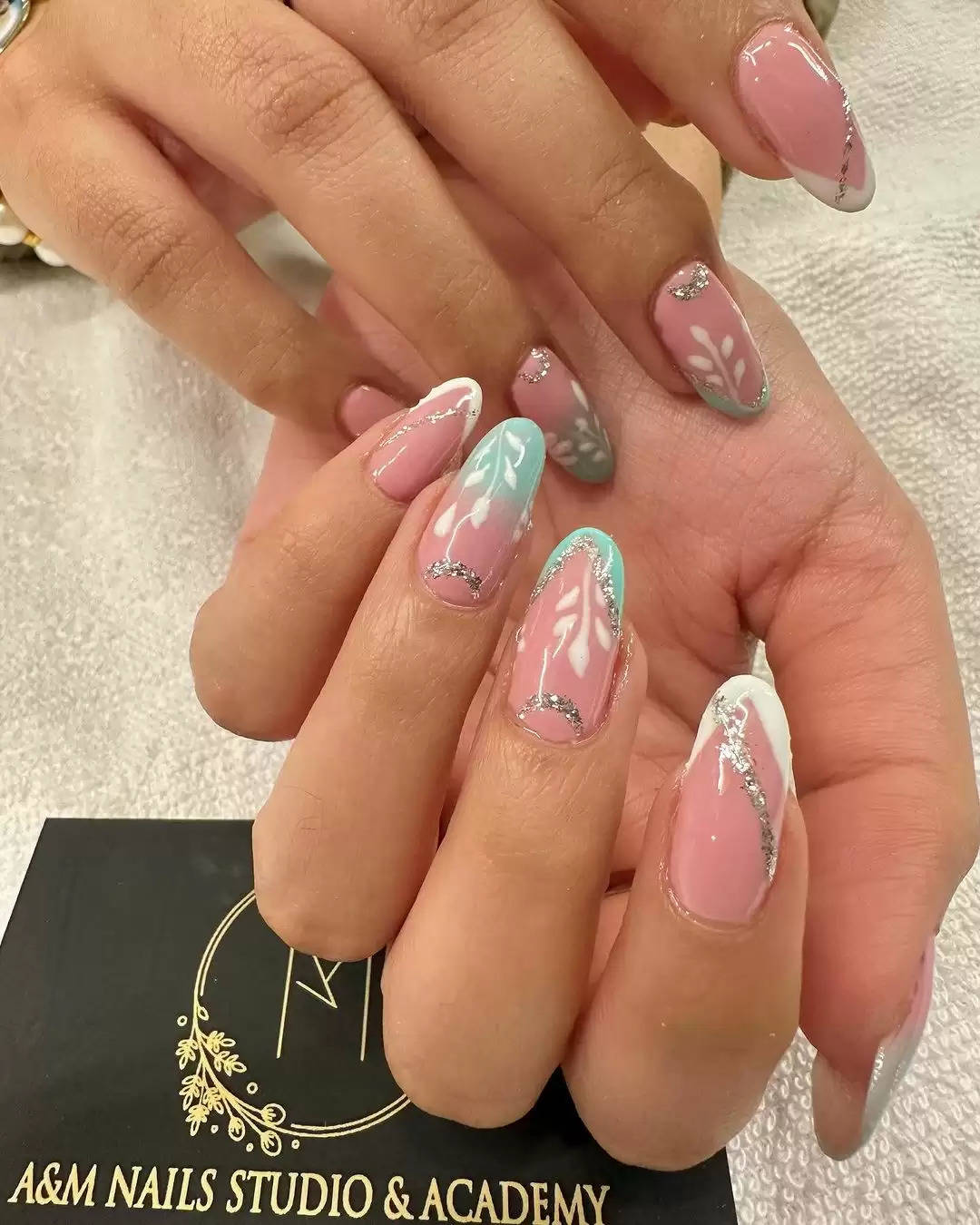 Prime 5 Nail Artists in Delhi NCR